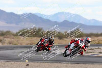 media/Nov-16-2025-Race Pace (Sun) [[8c5fa54630]]/Non Verified Riders (1st 20 Minutes)/5-Turn 15 (110pm)/